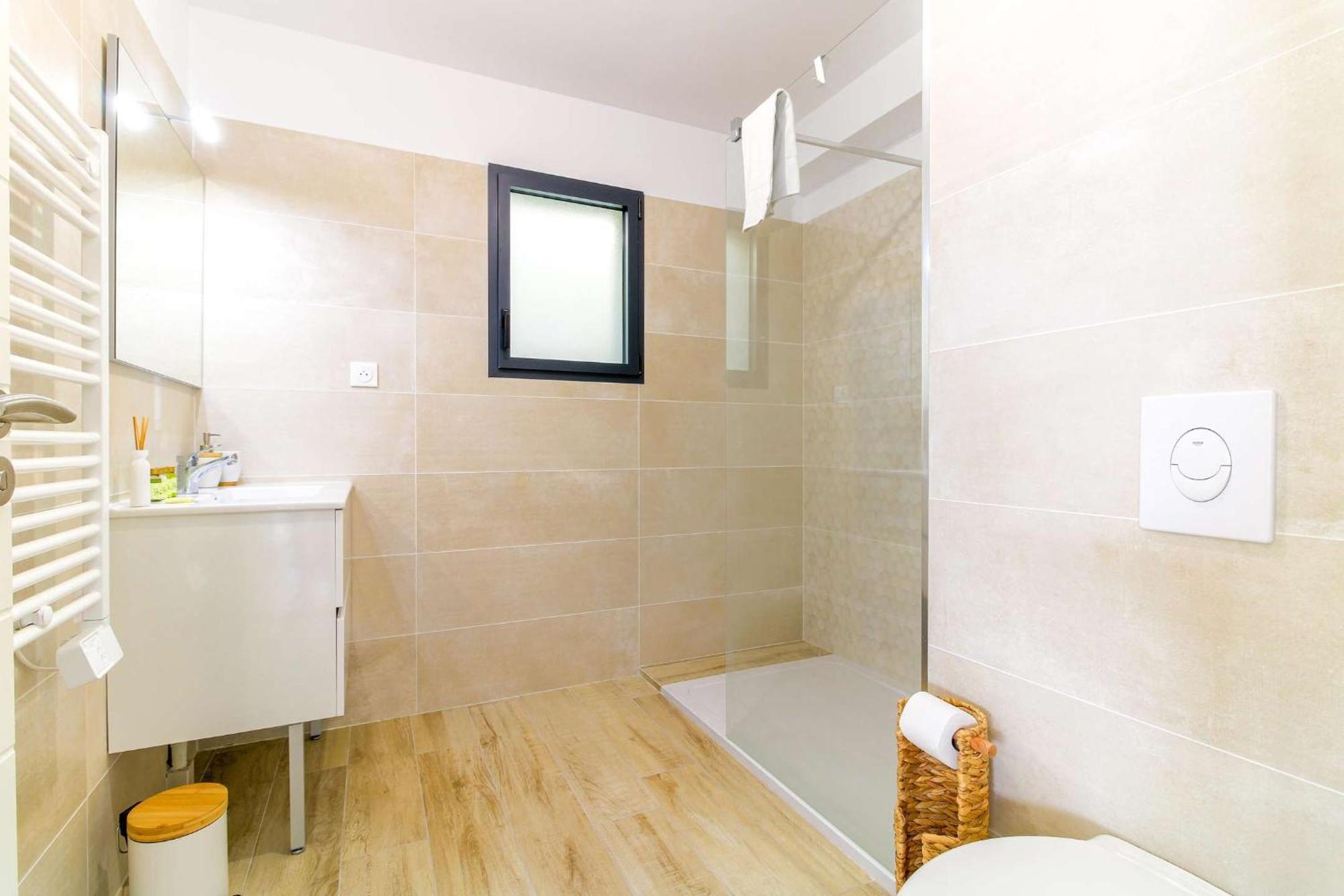 בורם-לה-מימוזה Select'Sohome - Joli Appartement Avec Jardin Privatif Et Parking - Capnat-F08 מראה חיצוני תמונה